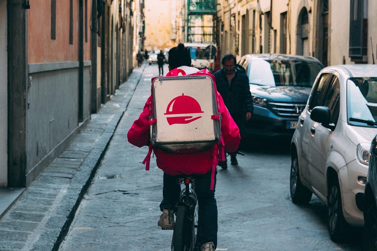 food delivery agent on a cycle