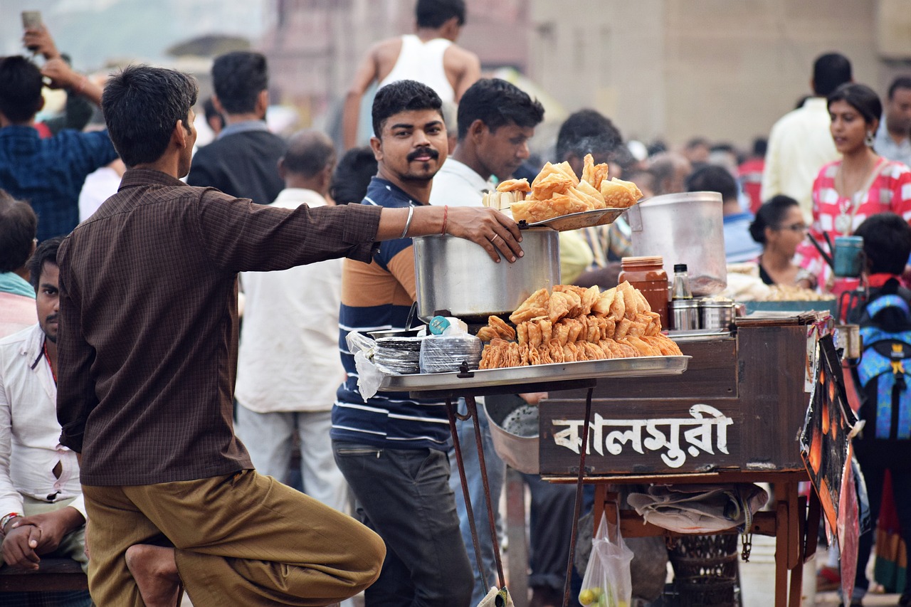 street vendor, pakora seller