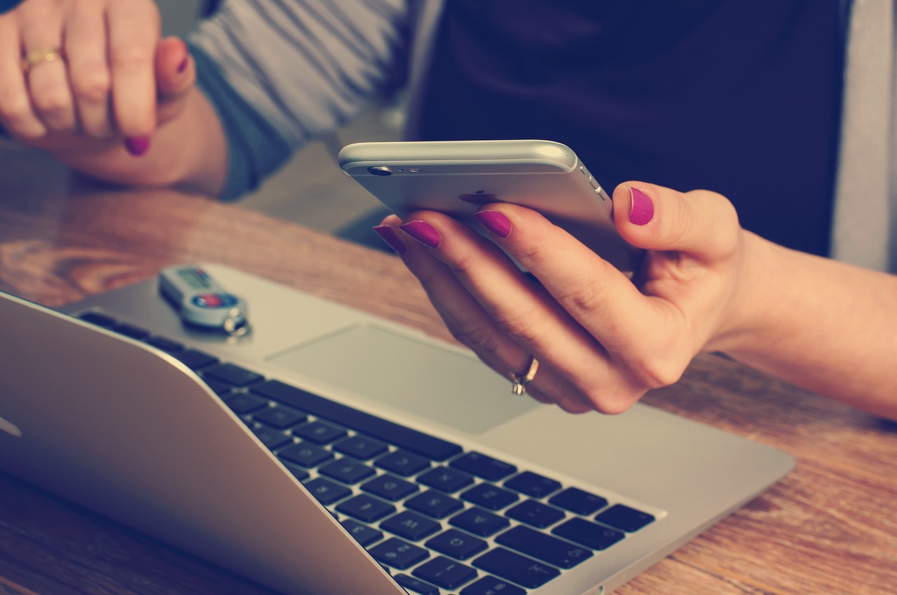 woman working on laptop