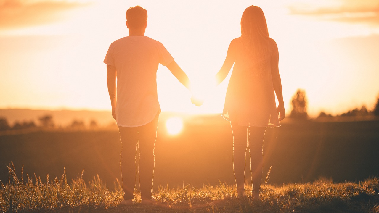 People, Holding hands, Sunset image.