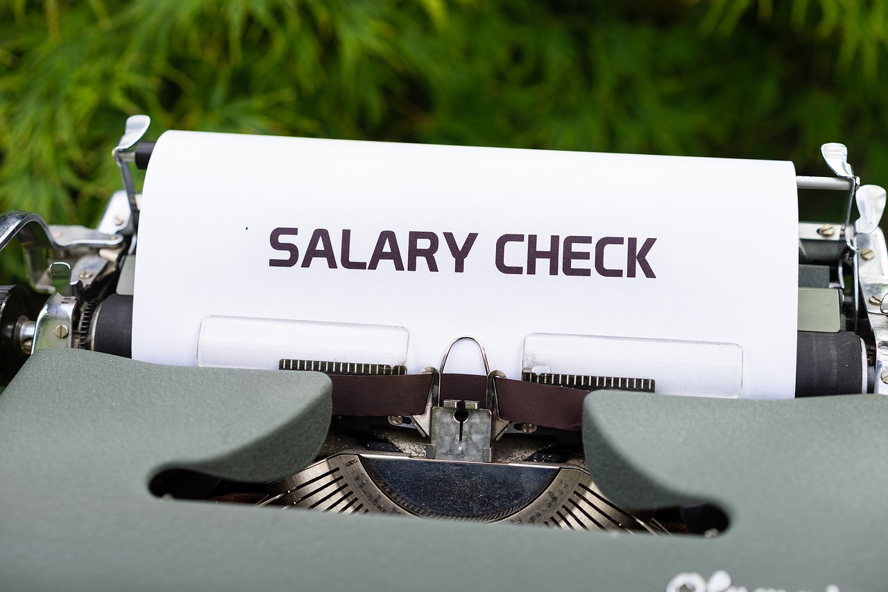 Typewriter, Salary check, Money image.